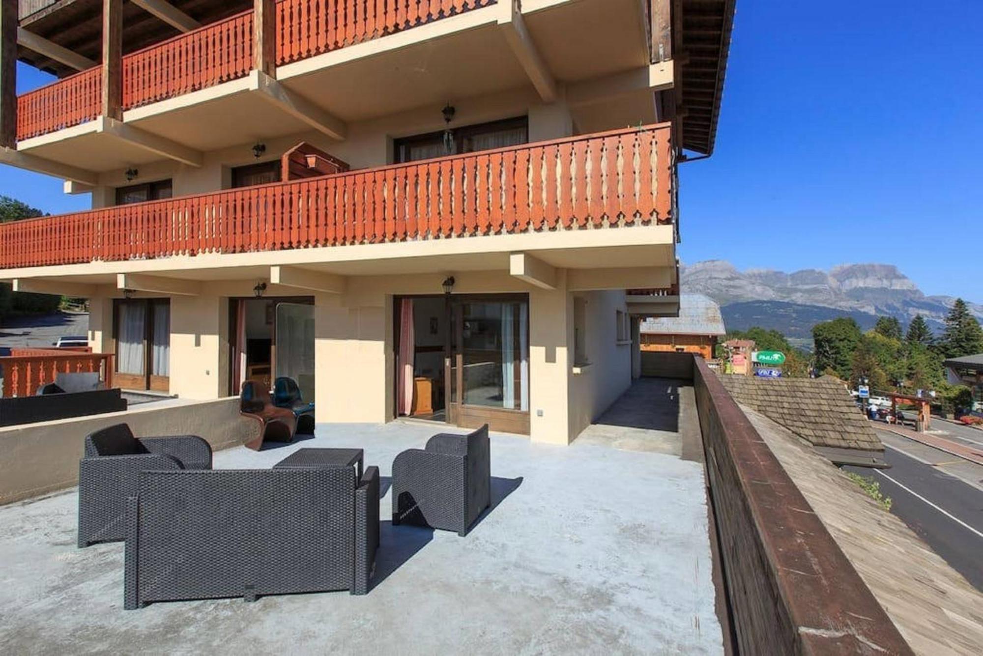 Aparthotel Les Aiguilles De Warens Combloux Exterior foto